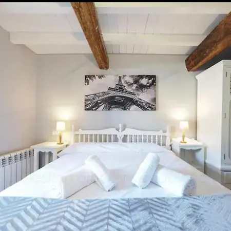 La Casina De La Pena Apartment *